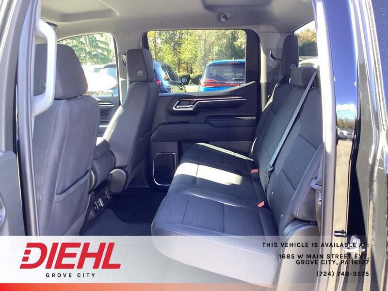 Used 2023 Chevrolet Silverado 1500 LT AWD/4WD image 18