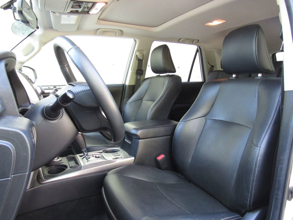 Used 2018 Toyota 4Runner Limited AWD/4WD image 11