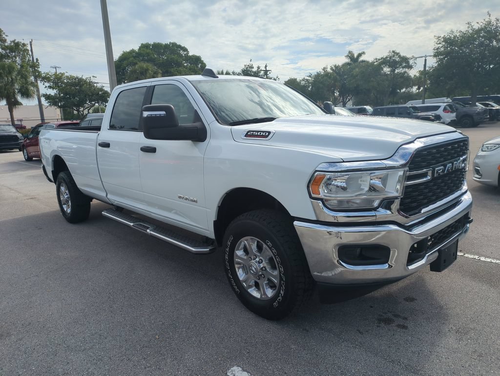 Used 2024 RAM 2500 Big Horn AWD/4WD image 2