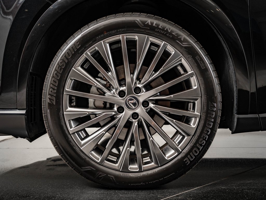 Certified 2024 Lexus RX 450h AWD w/ Convenience Package image 13