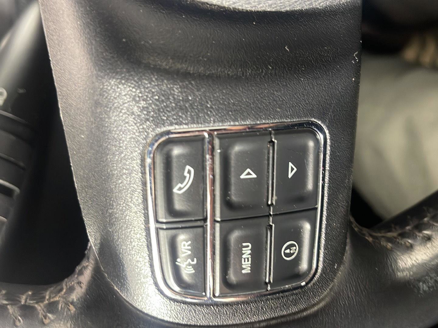 Used 2016 Jeep Wrangler Unlimited Sahara w/ Dual Top Group image 19