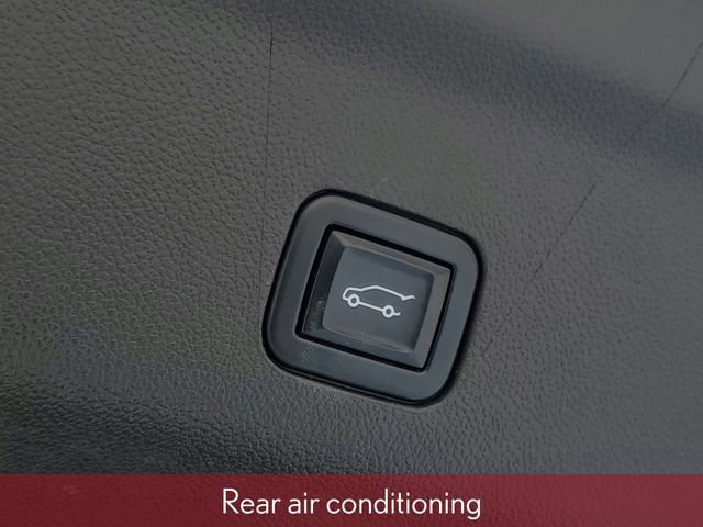 Used 2021 Chevrolet Tahoe Z71 image 12