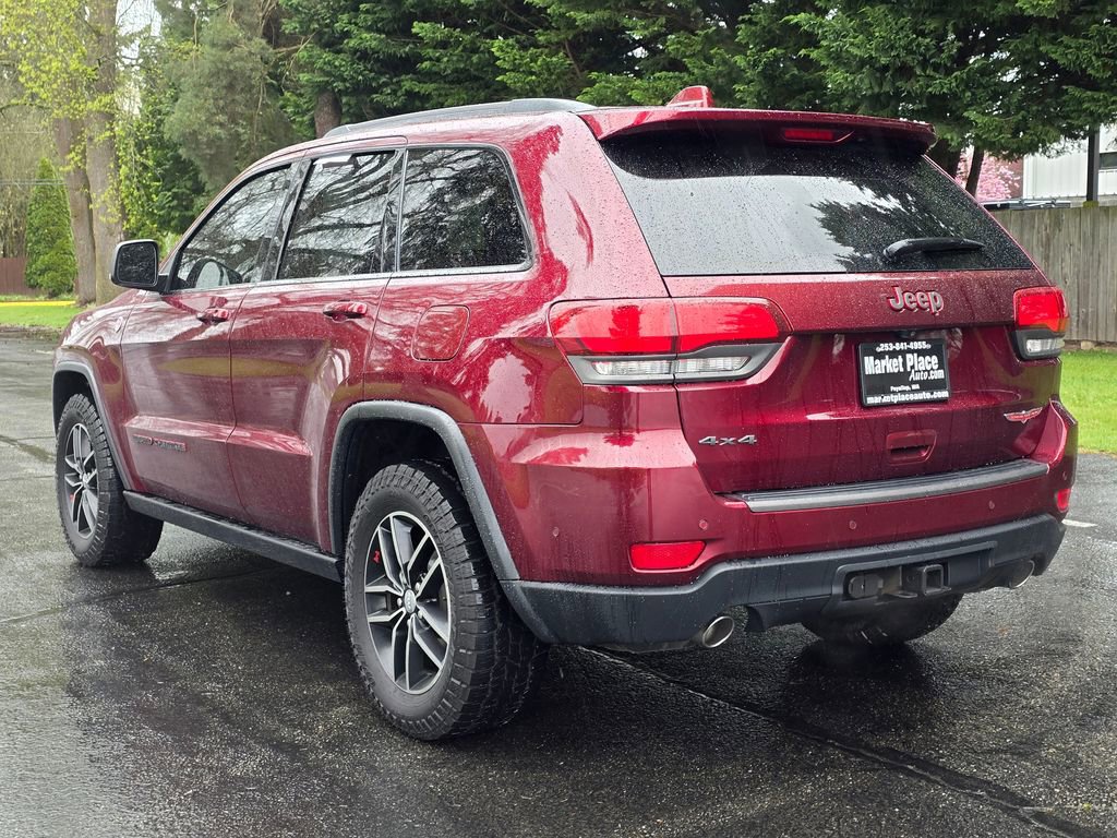 Used 2017 Jeep Grand Cherokee Trailhawk w/ Trailhawk Luxury Group AWD/4WD image 4