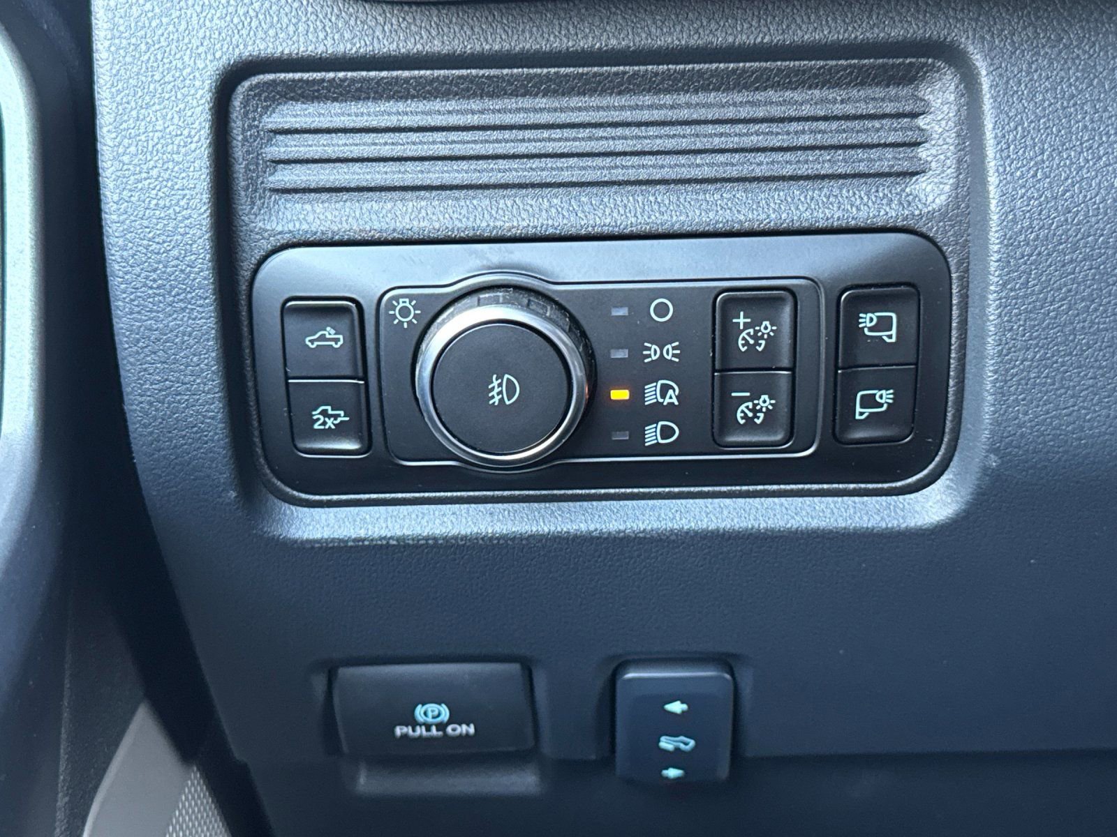 New 2026 Ford F350 Lariat w/ Lariat Ultimate Package image 30