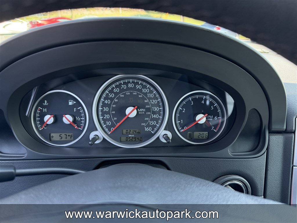 Used 2007 Chrysler Crossfire Limited image 6
