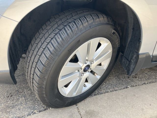 Used 2018 Subaru Outback 2.5i Premium image 45