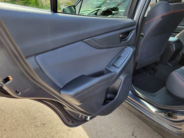 Used 2021 Subaru Crosstrek 2.0i Premium w/ Moonroof Package image 21