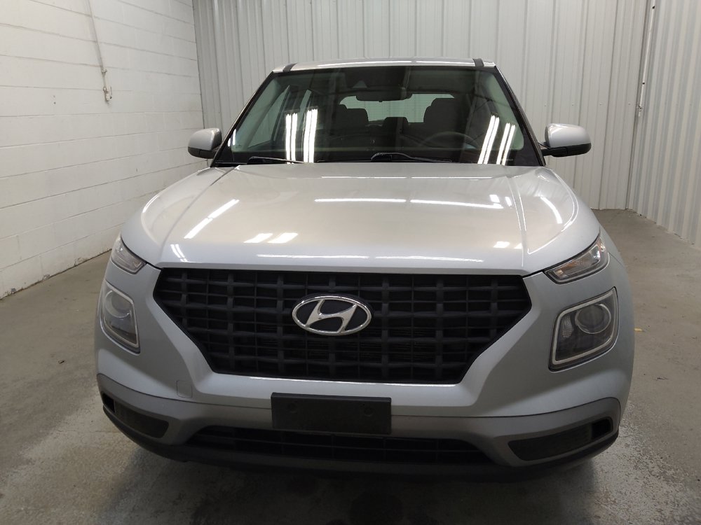 Used 2021 Hyundai Venue SE FWD image 15