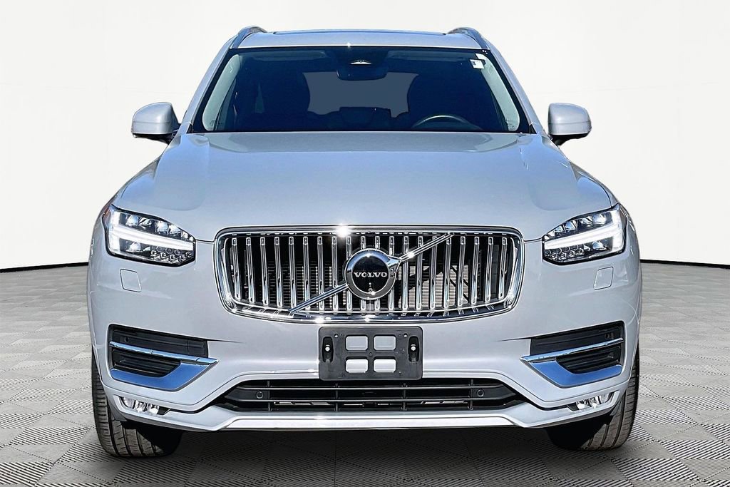 Used 2024 Volvo XC90 B6 Plus w/ Protection Package Premier image 3