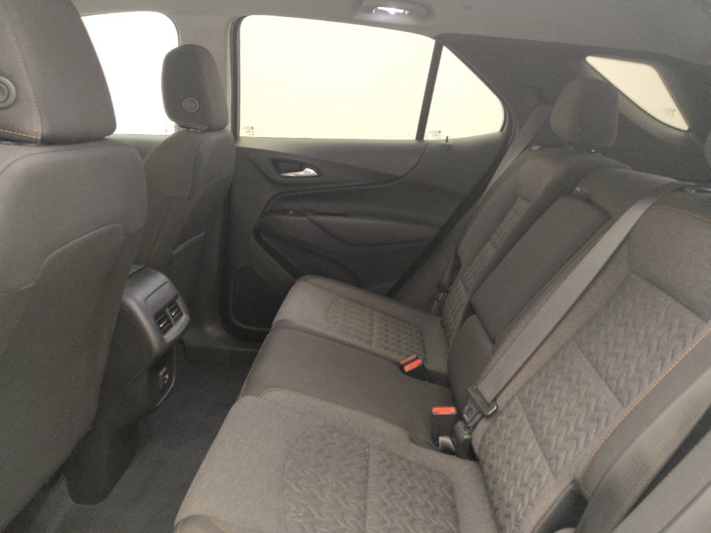 Used 2022 Chevrolet Equinox LT FWD image 18
