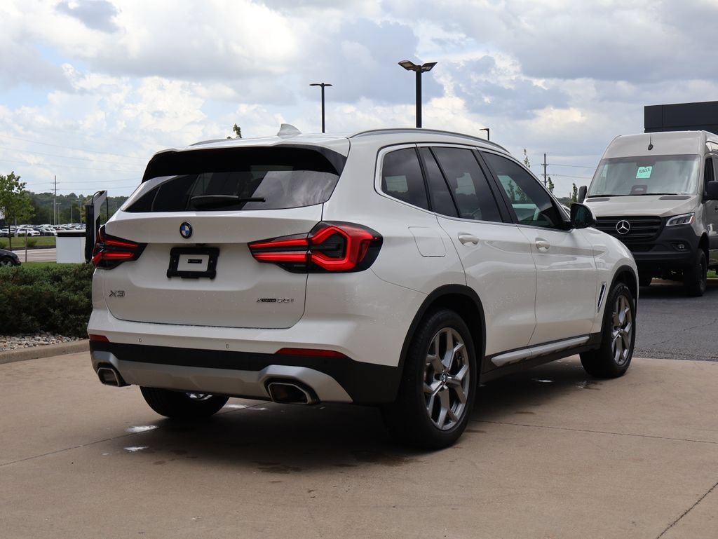 Used 2024 BMW X3 xDrive30i w/ Premium Package AWD/4WD image 5