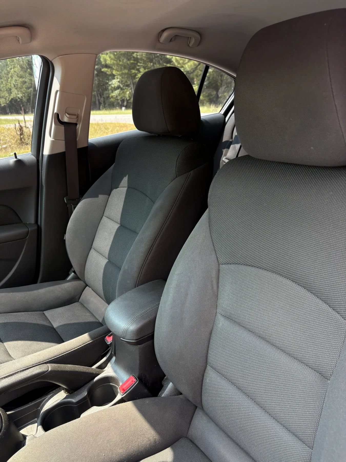 Used 2016 Chevrolet Cruze LT FWD image 29