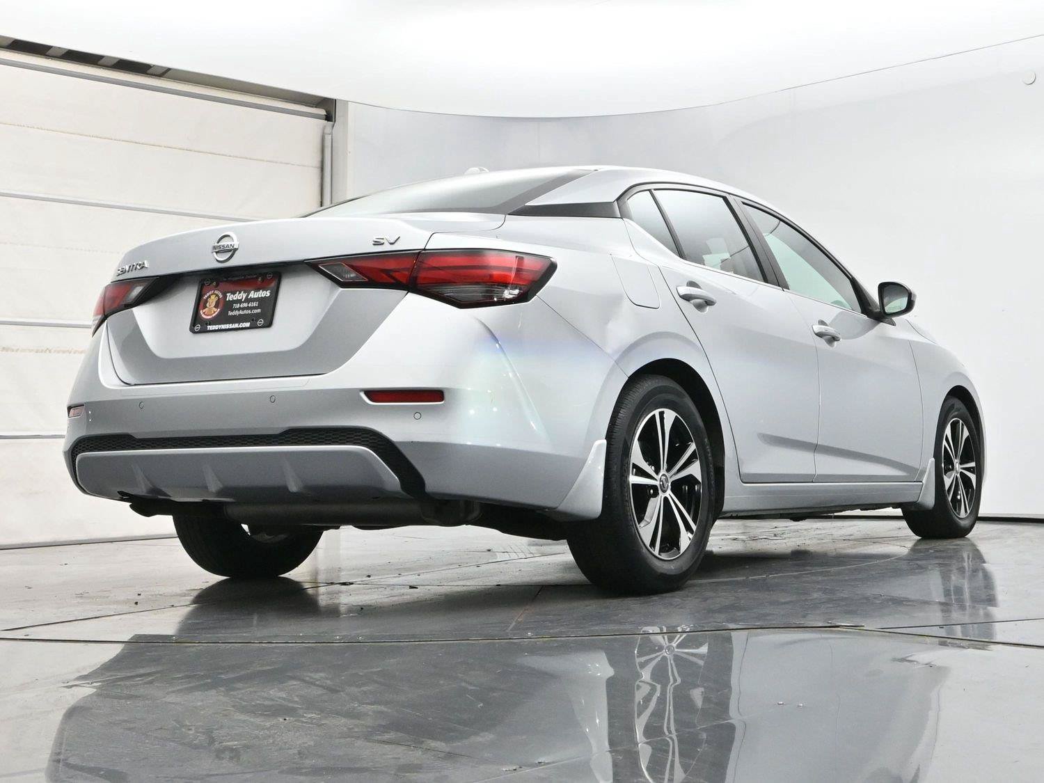 Used 2022 Nissan Sentra SV FWD image 30