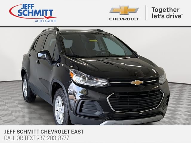 Certified 2022 Chevrolet Trax LT w/ LT Convenience Package image 1