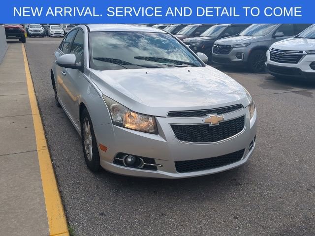 Used 2011 Chevrolet Cruze LT w/ RS Package FWD image 9