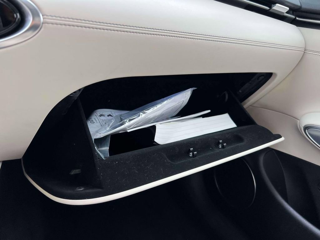 Certified 2023 Genesis GV70 2.5T Select w/ Select Package image 36