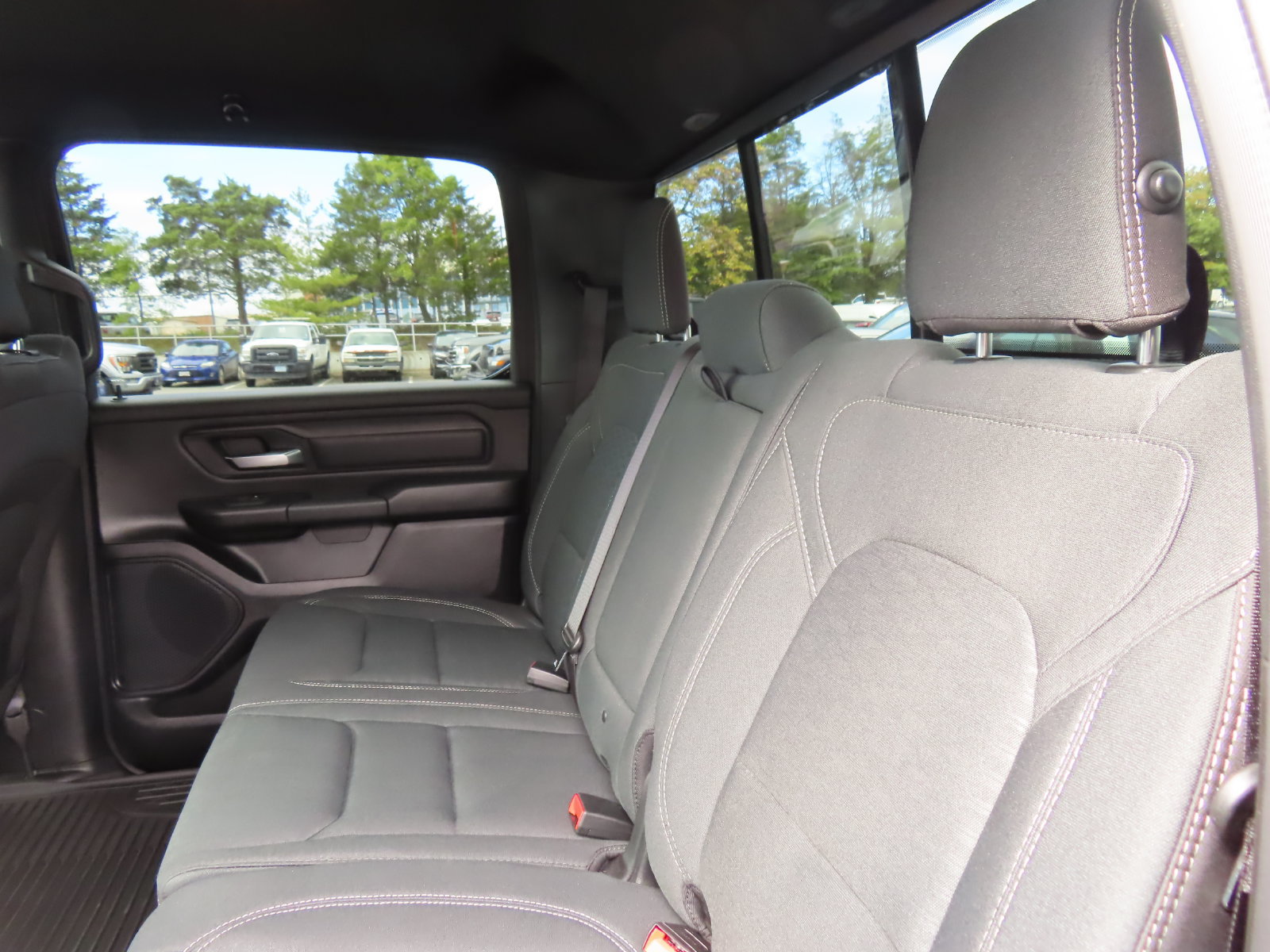 Used 2025 RAM 1500 Tradesman w/ Night Edition AWD/4WD image 31