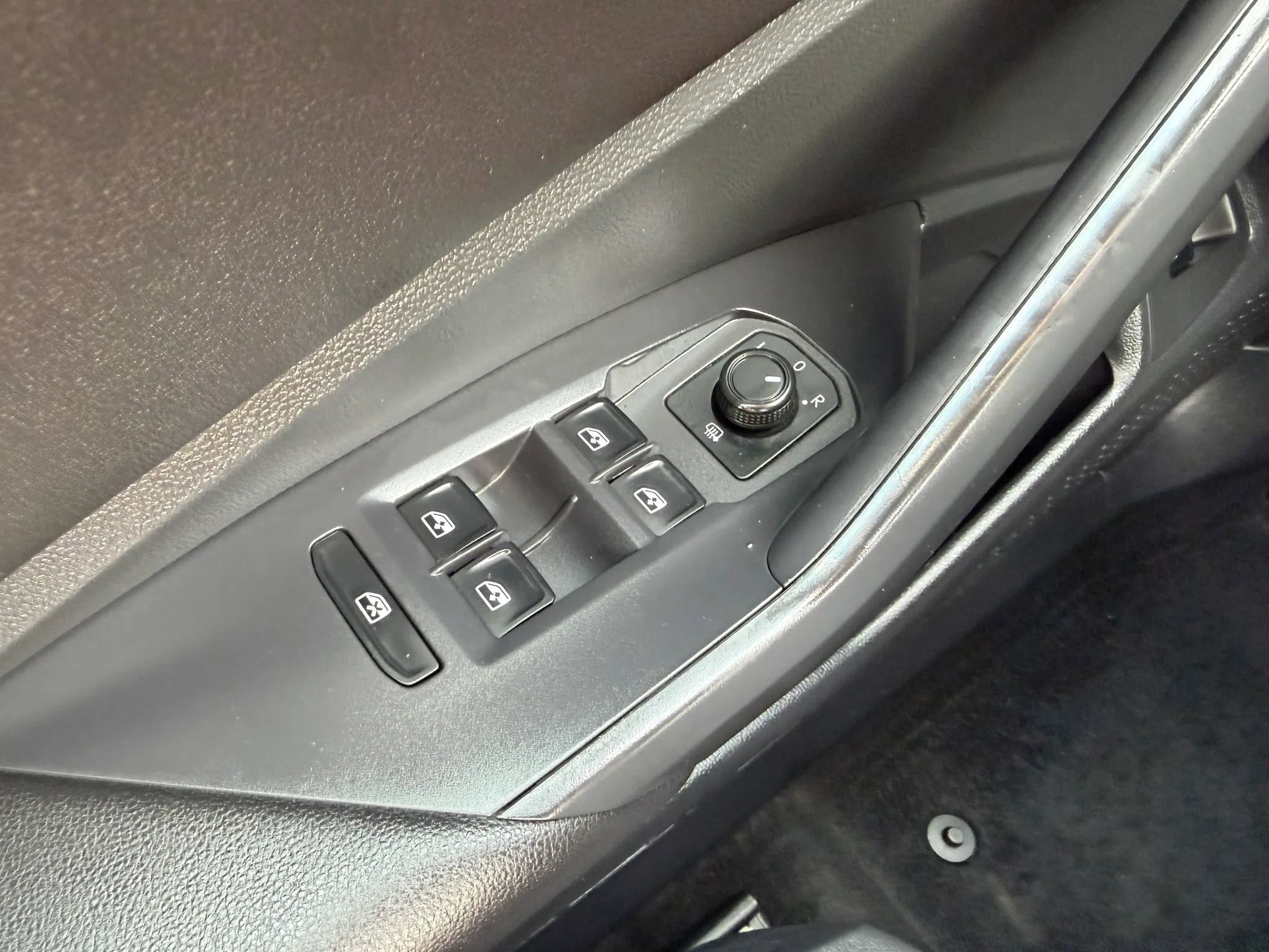 Used 2019 Volkswagen Jetta S FWD image 27