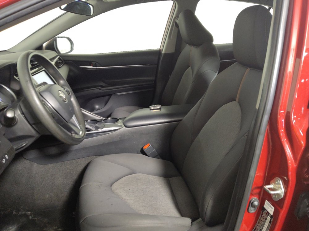 Used 2019 Toyota Camry LE FWD image 17
