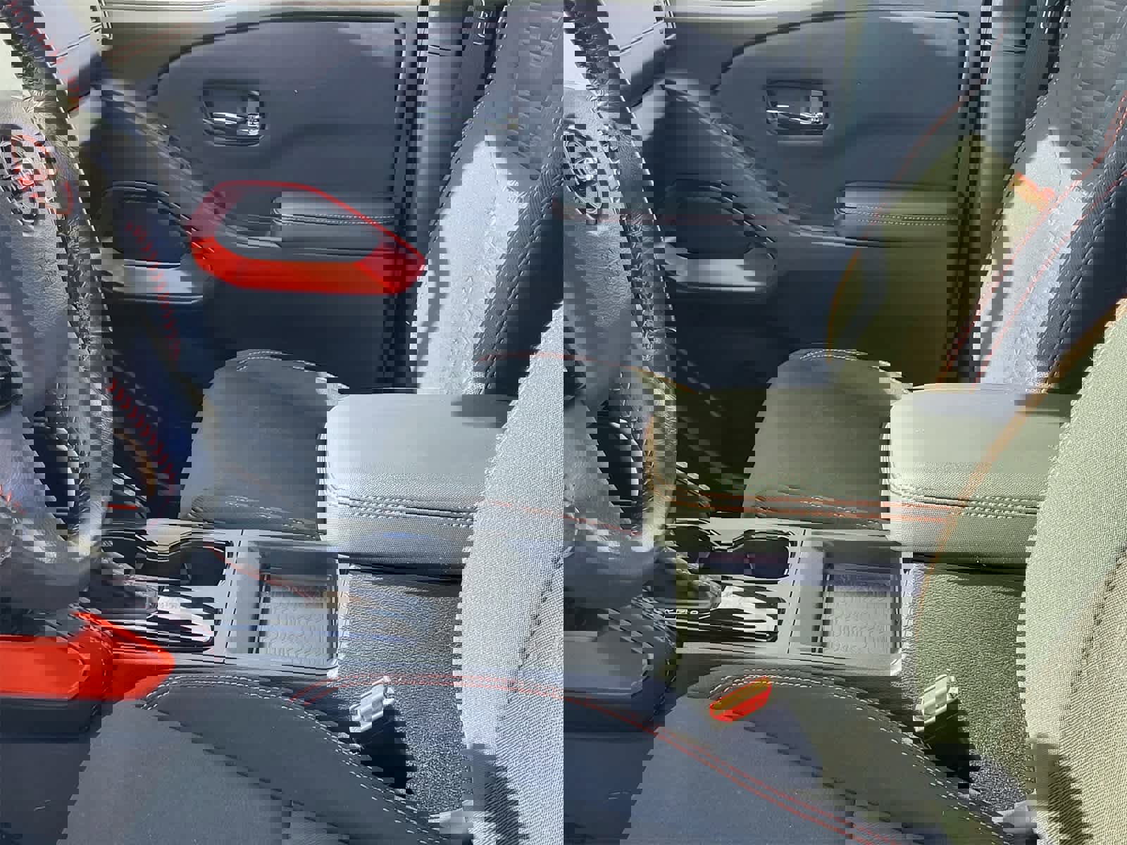 Used 2023 Nissan Frontier PRO-4X w/ Technology Package image 25