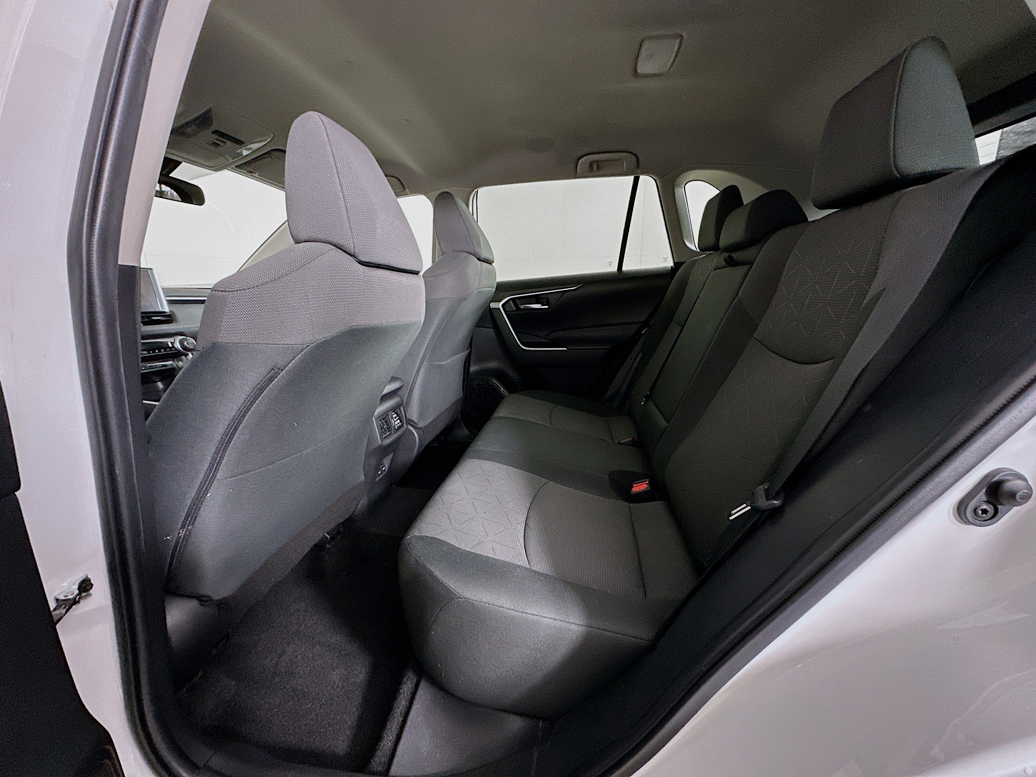 Used 2024 Toyota RAV4 XLE image 26