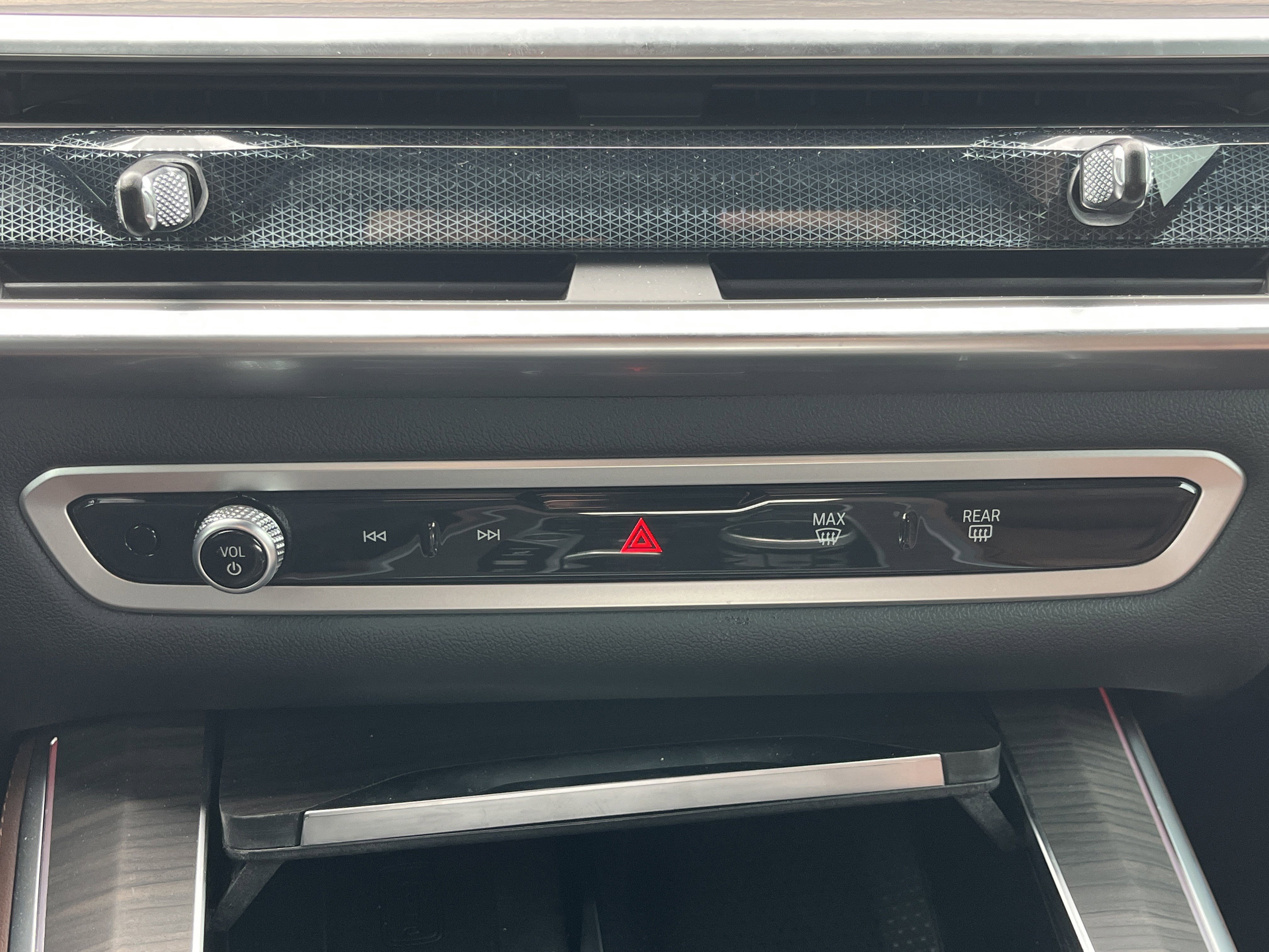 Used 2026 BMW X5 xDrive40i image 6