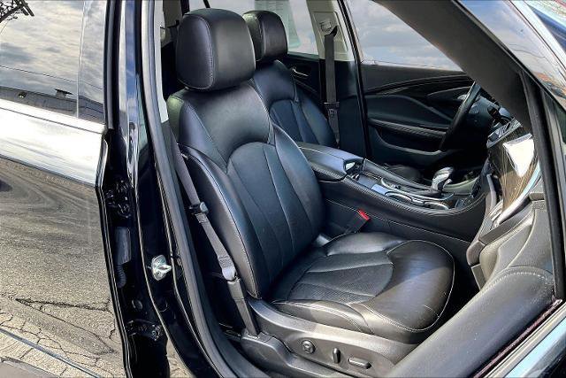 Used 2020 Buick Envision Essence w/ Experience Buick Package image 29