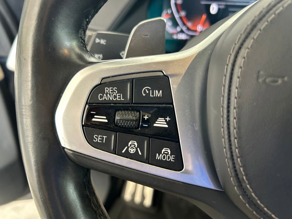 Used 2022 BMW X5 sDrive40i w/ M Sport Package RWD image 48