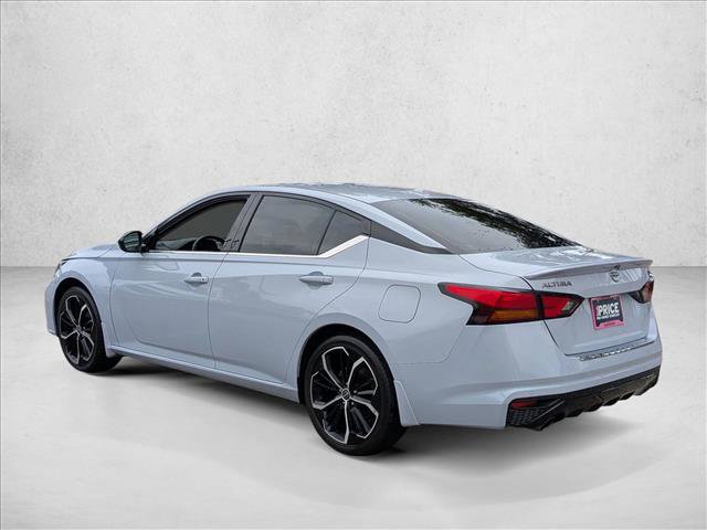 Used 2023 Nissan Altima 2.5 SR w/ SR Premium Package image 8