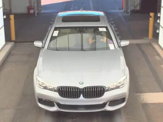 Used 2019 BMW 740i 740i Sedan 4D w/ Executive Package image 2