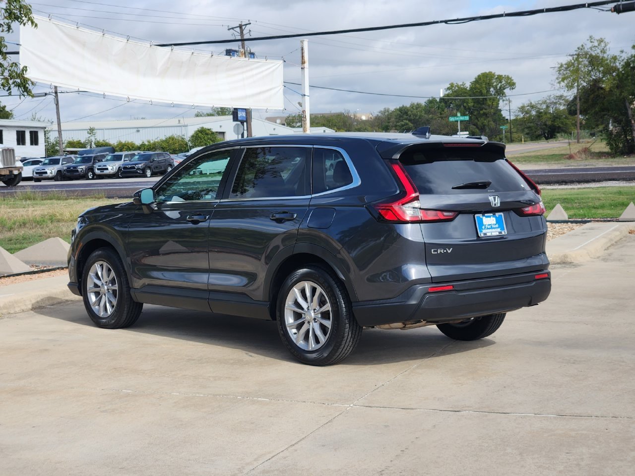 Used 2023 Honda CR-V EX image 7