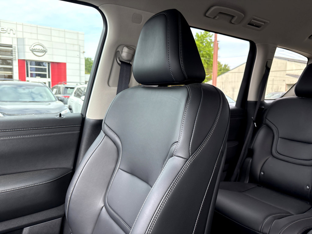 Used 2026 Nissan Armada SV RWD image 5