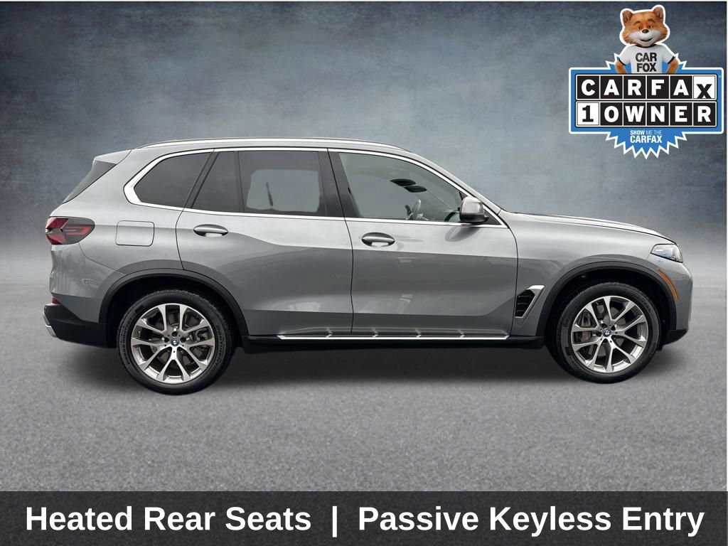 Used 2025 BMW X5 xDrive50e image 10