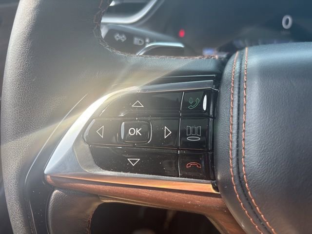 Used 2023 Jeep Grand Cherokee L Summit w/ Luxury Tech Group V image 33