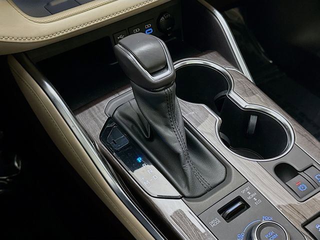 Used 2022 Toyota Highlander Platinum image 17