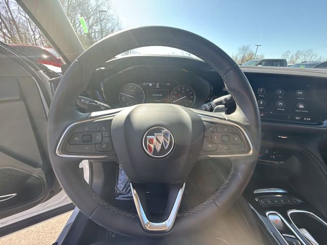 Used 2023 Buick Envision Avenir image 14