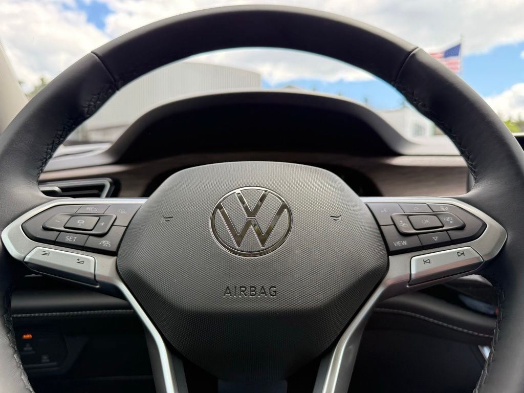 New 2026 Volkswagen Atlas SEL Premium R-Line AWD/4WD image 42