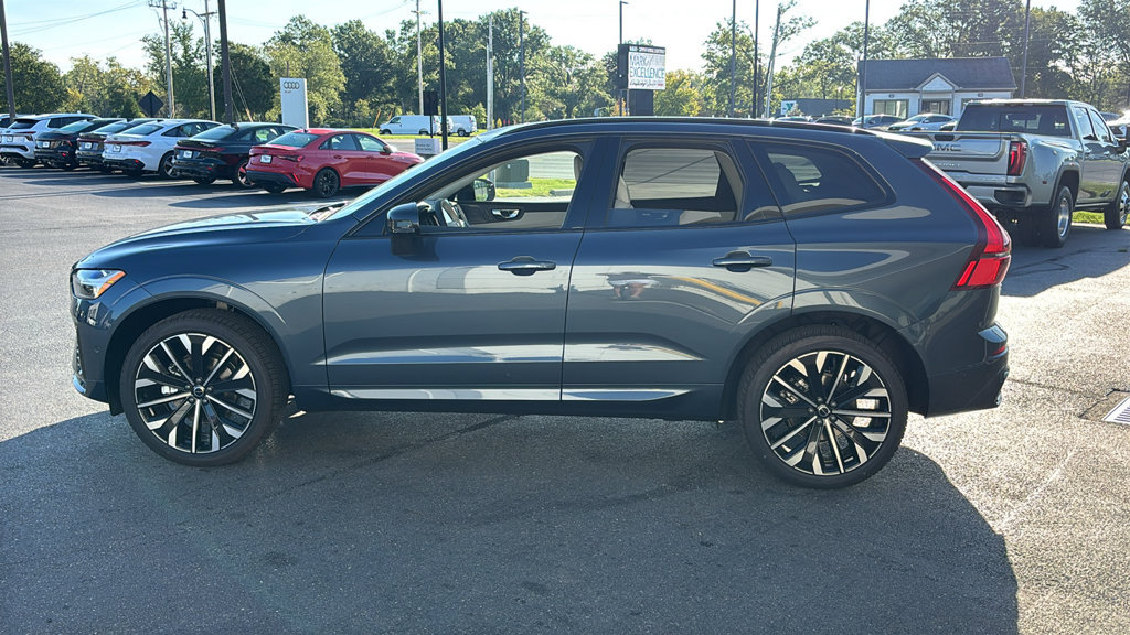 New 2027 Volvo XC60 B5 Ultra AWD/4WD image 2