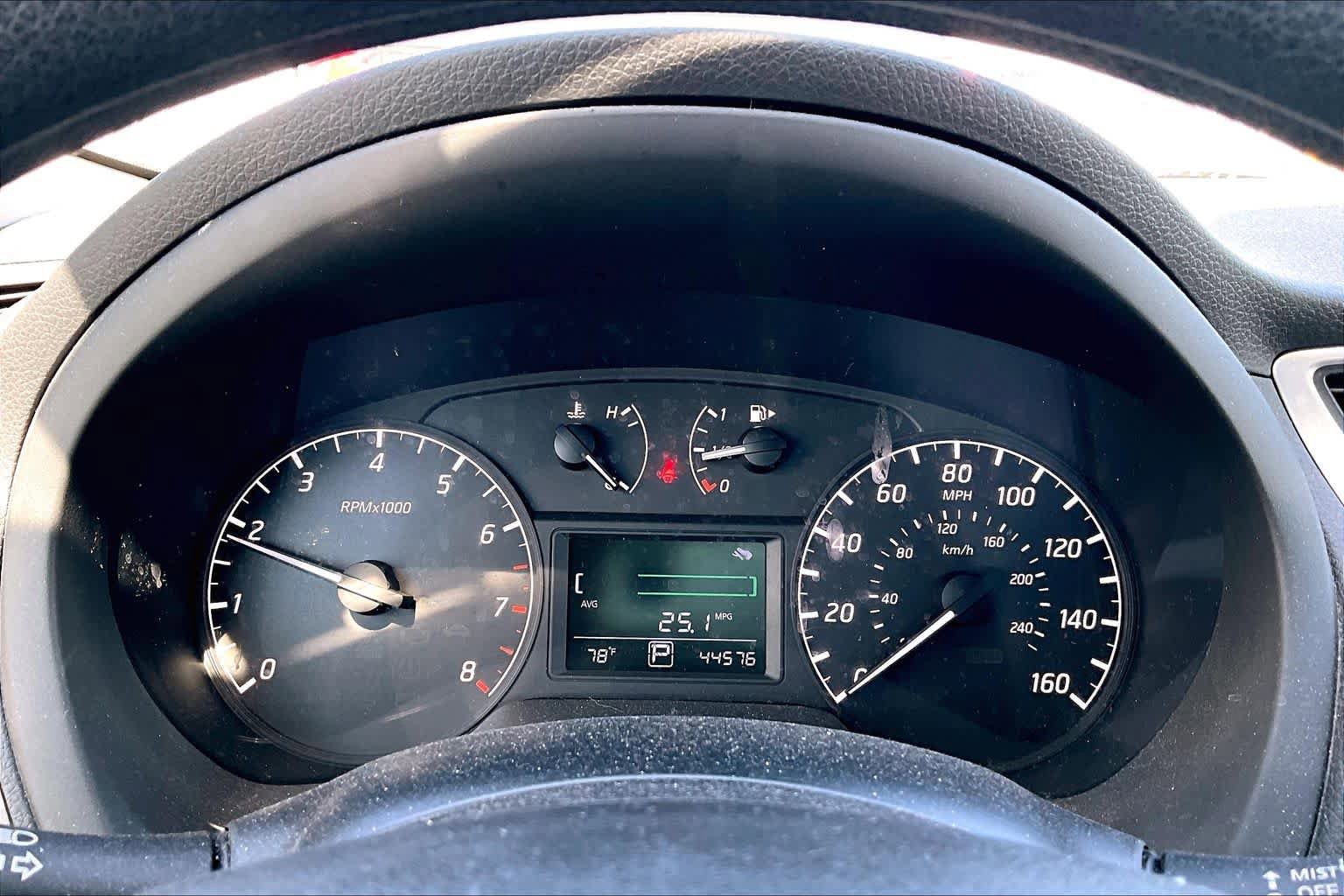 Used 2014 Nissan Sentra S FWD image 25