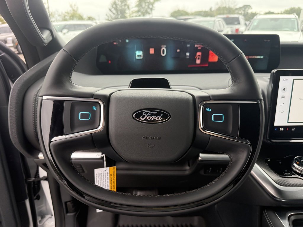 New 2025 Ford Expedition Platinum image 25