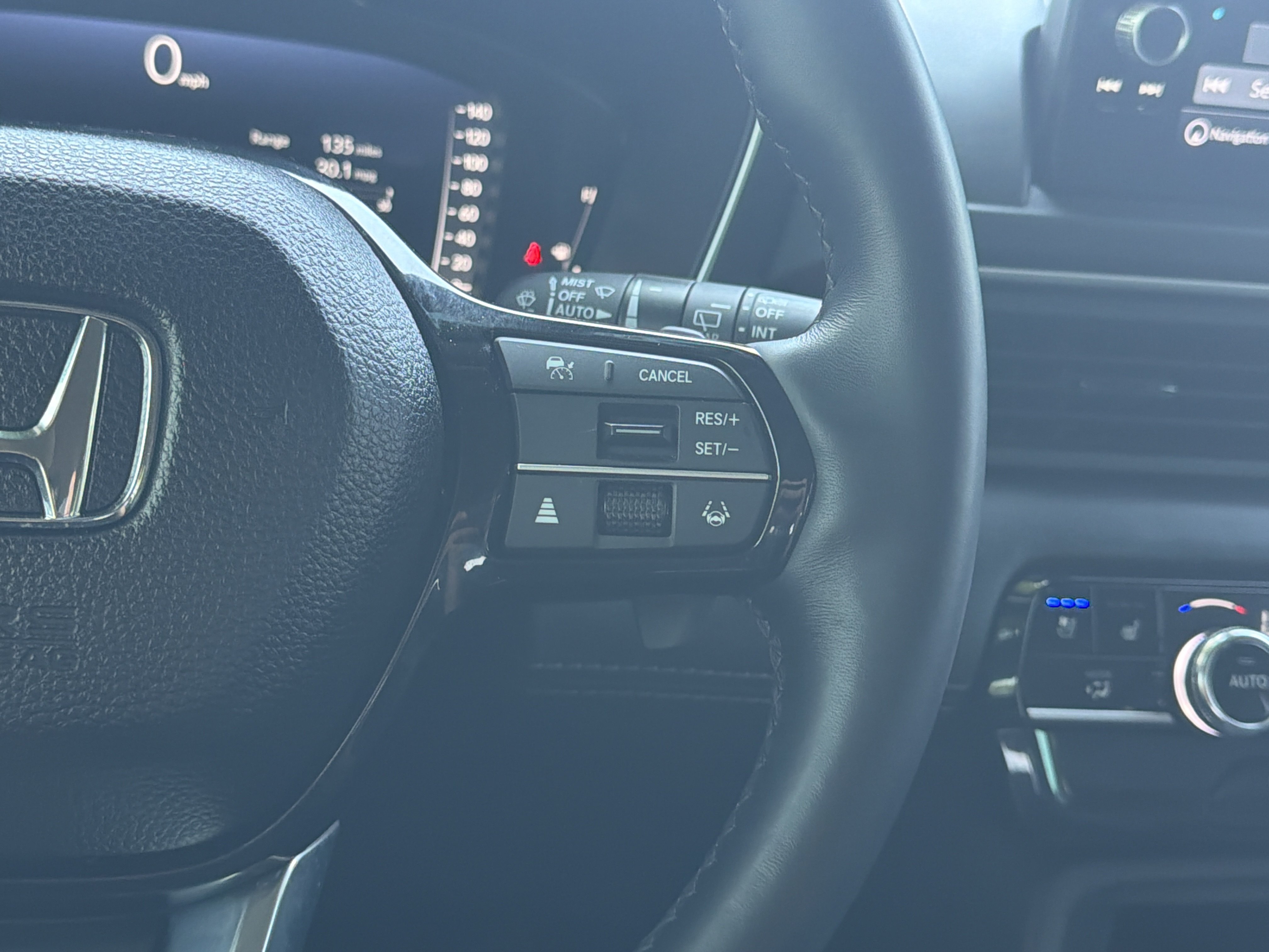 Used 2025 Honda Pilot Elite image 19