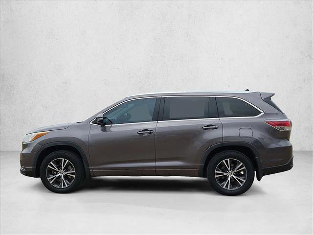 Used 2016 Toyota Highlander XLE AWD/4WD image 15