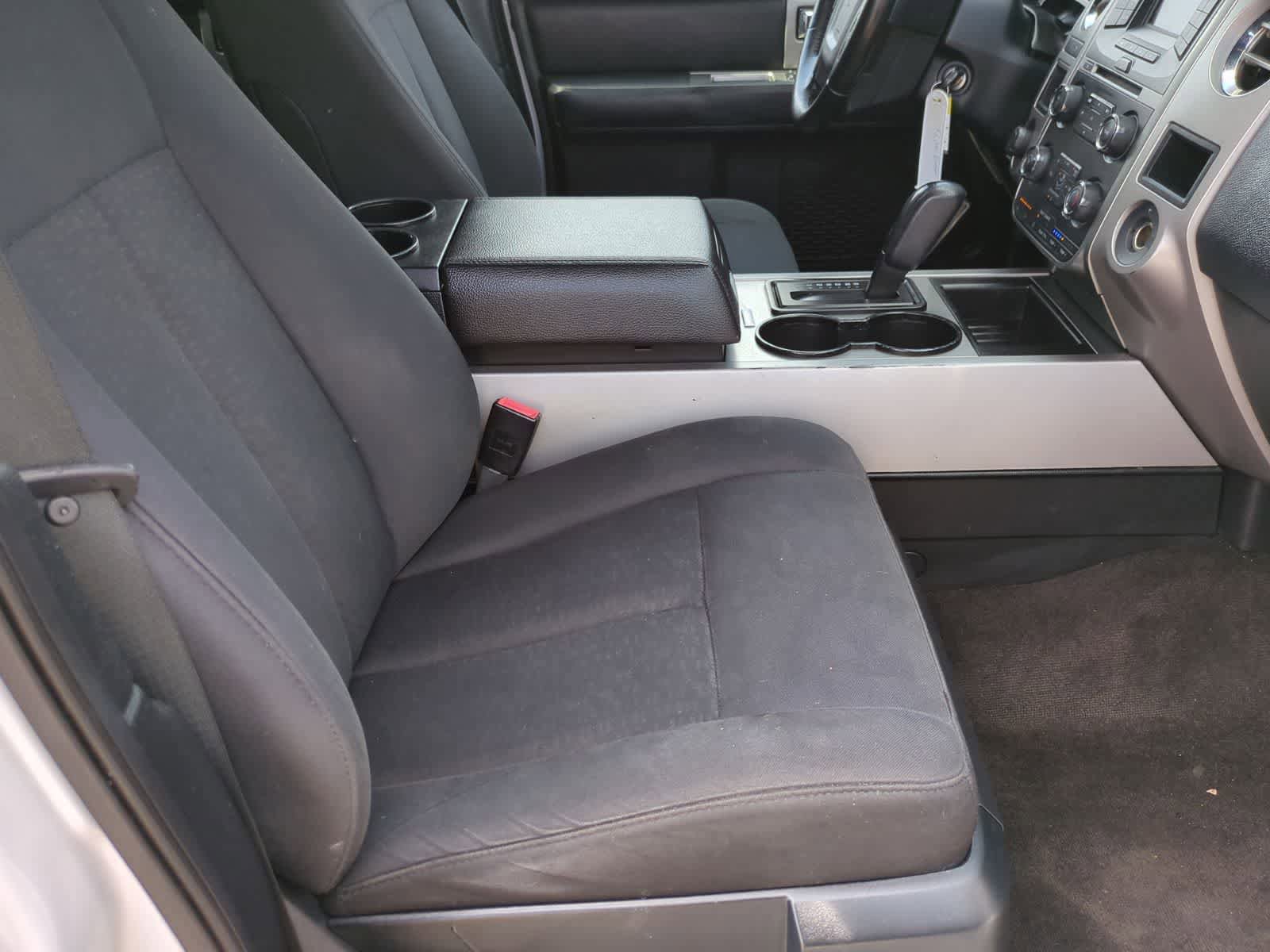 Used 2017 Ford Expedition XLT AWD/4WD image 21