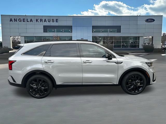 Used 2023 Kia Sorento SX FWD image 10