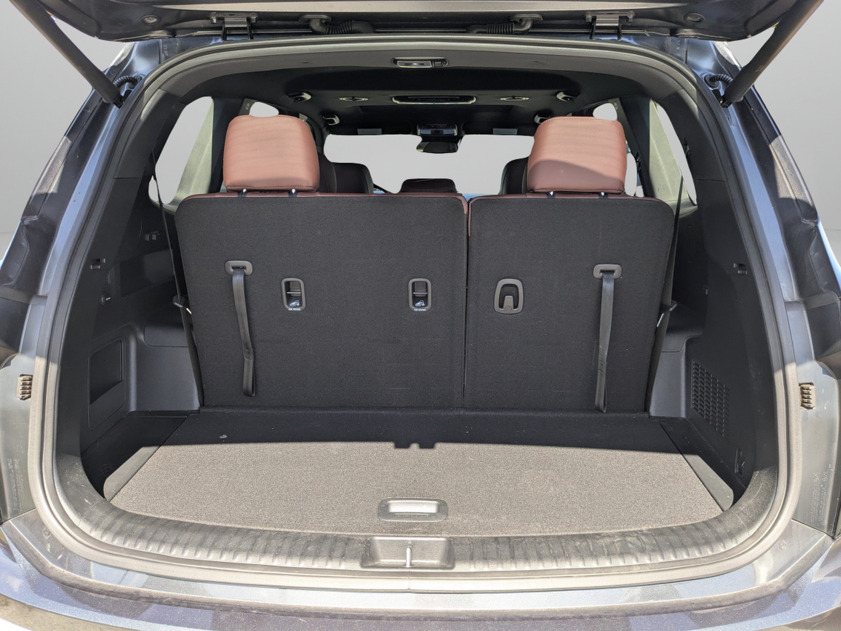 Used 2024 Kia Telluride EX AWD/4WD image 10