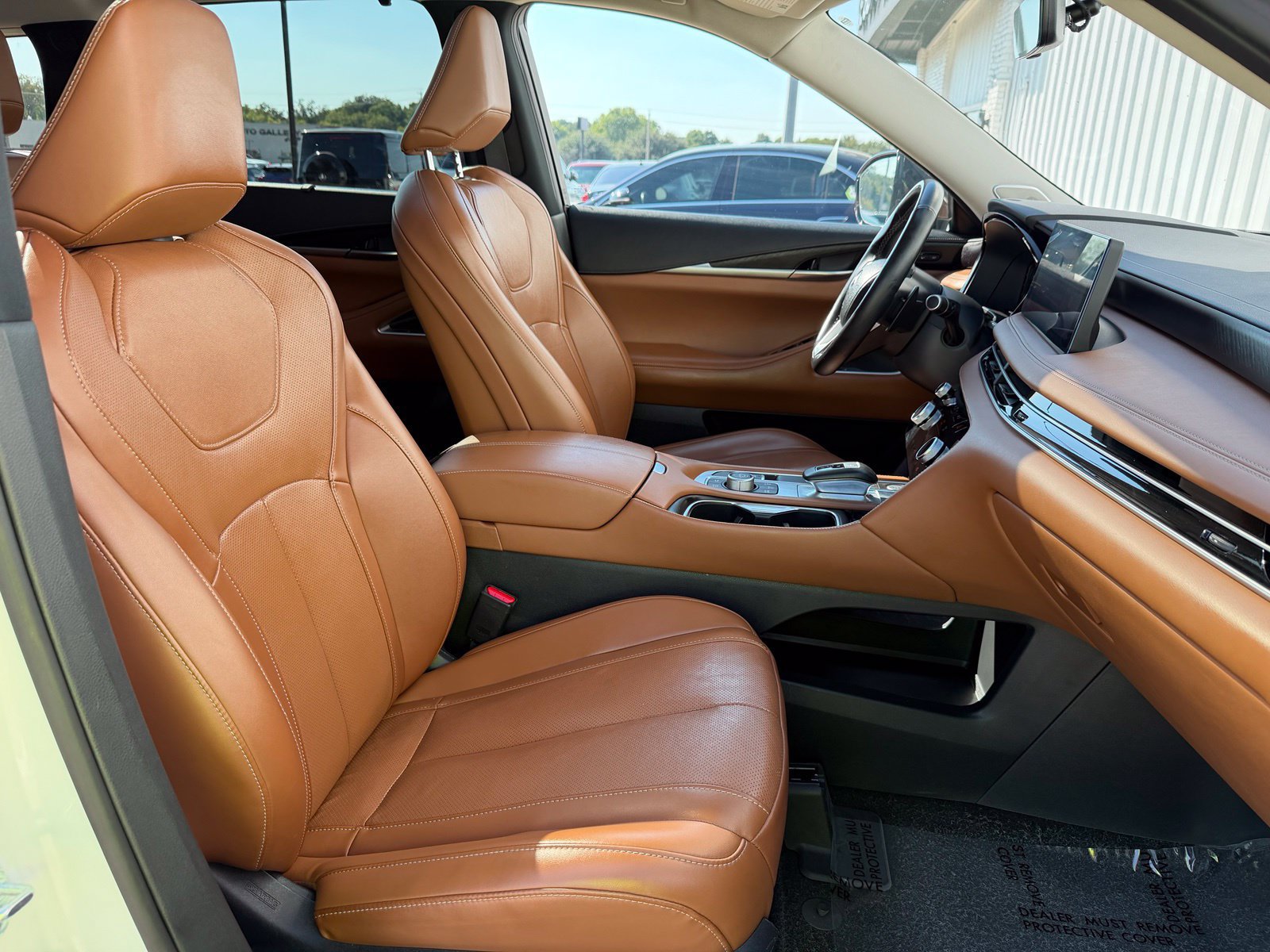 Used 2023 INFINITI QX60 Sensory AWD/4WD image 38