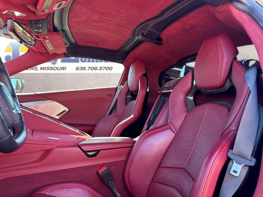 Used 2021 Chevrolet Corvette Stingray Premium Cpe w/ Z51 Performance Package RWD image 10