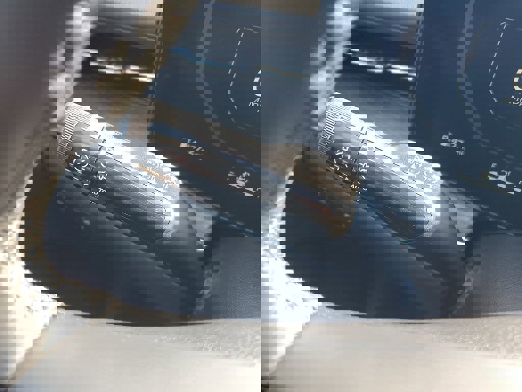 New 2026 Kia K5 EX image 28