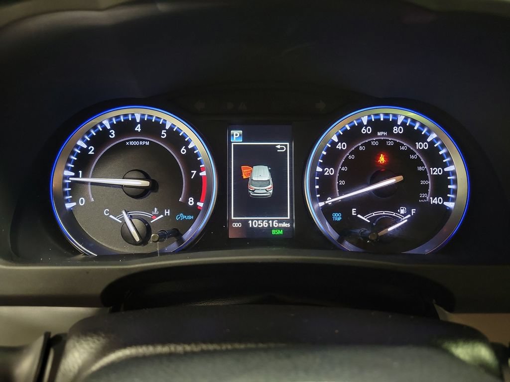 Used 2019 Toyota Highlander Limited Platinum AWD/4WD image 25
