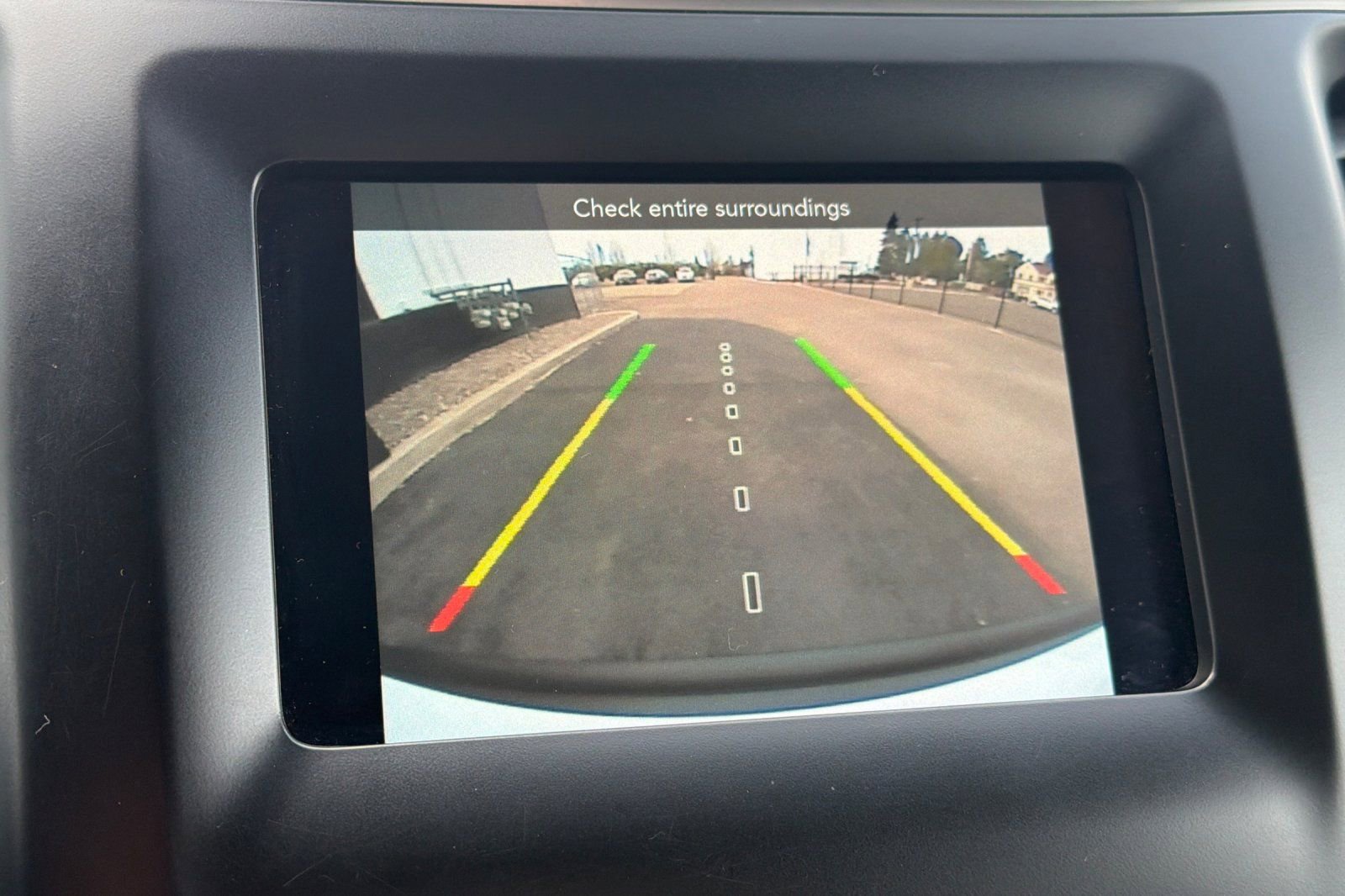 Used 2019 Jeep Cherokee Latitude Plus w/ Comfort/Convenience Group image 19